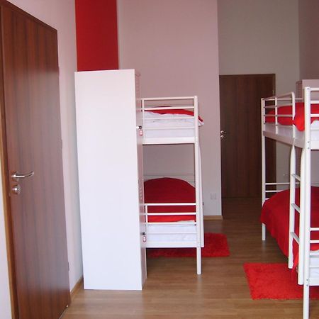 Big City Hostel Wrocław Eksteriør billede