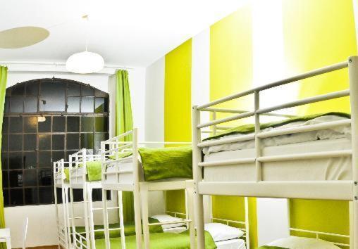 Big City Hostel Wrocław Værelse billede